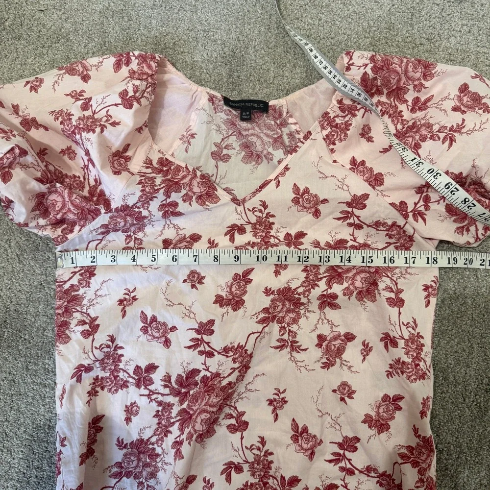 Banana Republic Pink Floral Toile Poplin Blouse Small Cottage Coquette Regency